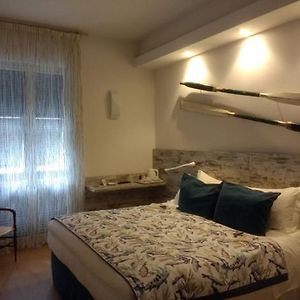 Deluxe Zimmer mit Kingsize-Bett